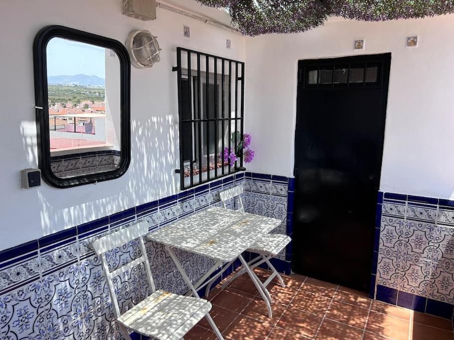 Amazing Sea And Mountain View! Casita Pinata Apartment Salobreña Екстериор снимка